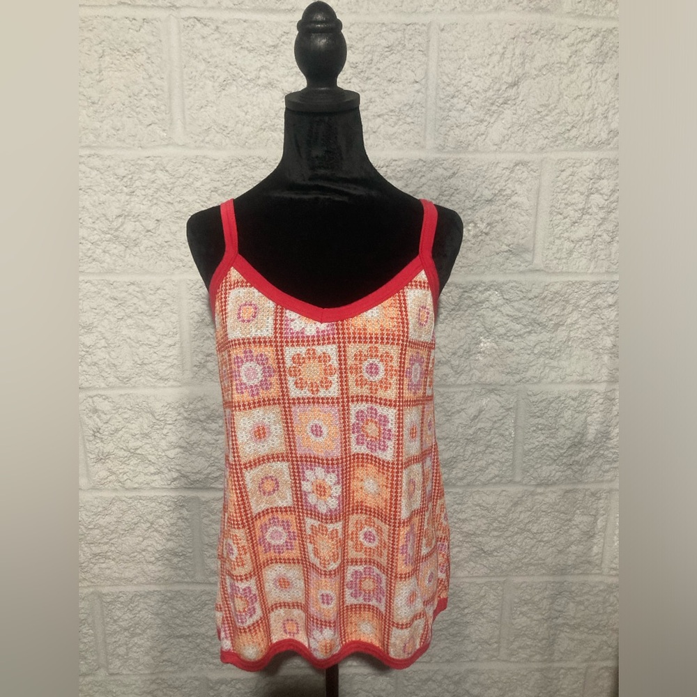 Crochet design tank by haptics